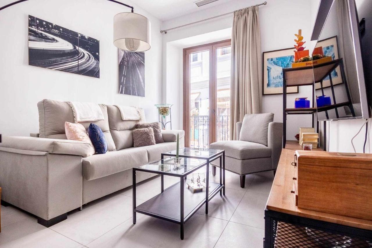 Comfy Away - Apartamento Exclusivo Mercado De Triana Con Balcon إشبيلية المظهر الخارجي الصورة