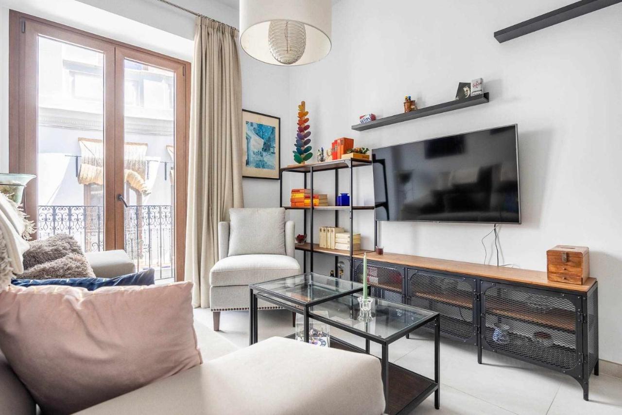 Comfy Away - Apartamento Exclusivo Mercado De Triana Con Balcon إشبيلية المظهر الخارجي الصورة