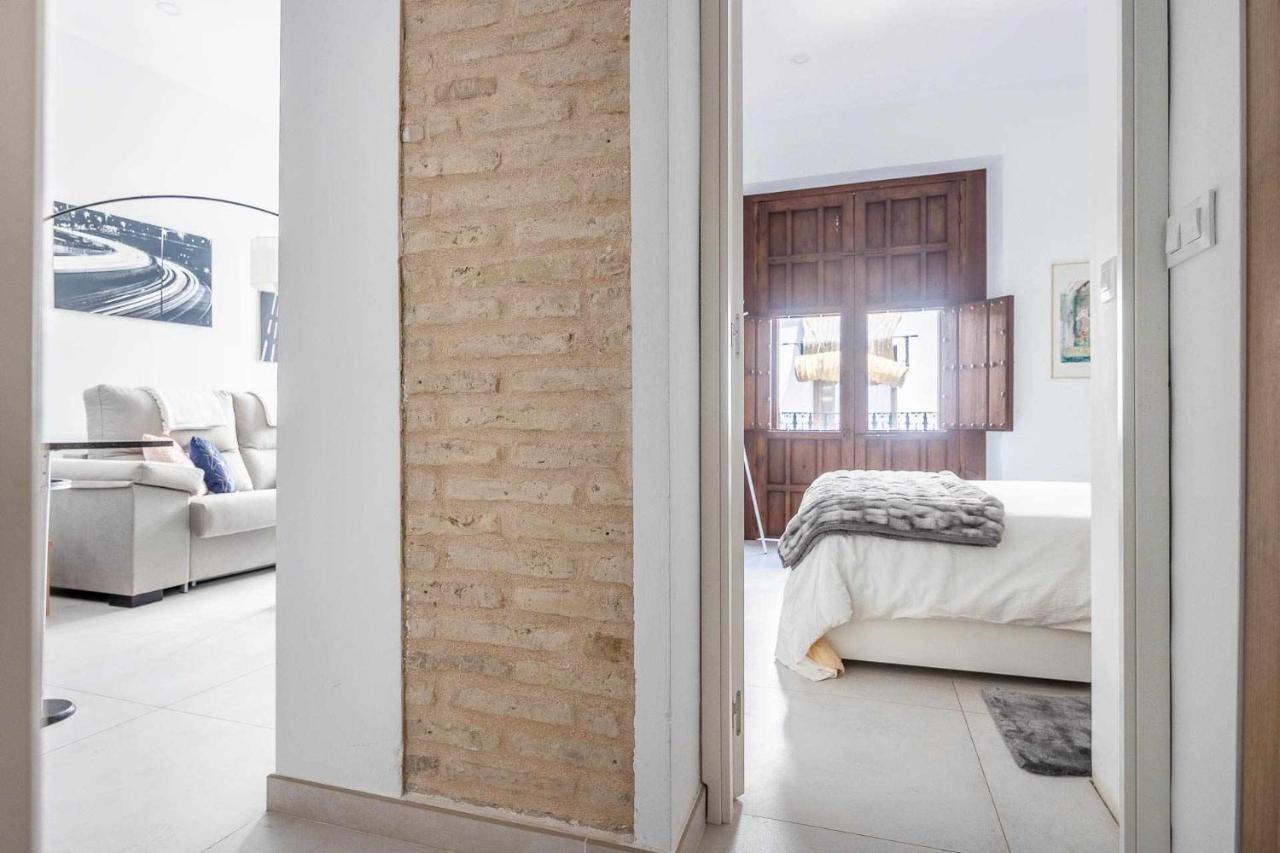 Comfy Away - Apartamento Exclusivo Mercado De Triana Con Balcon إشبيلية المظهر الخارجي الصورة