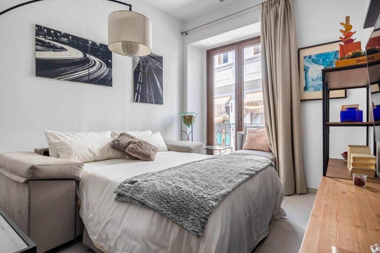 Comfy Away - Apartamento Exclusivo Mercado De Triana Con Balcon إشبيلية المظهر الخارجي الصورة