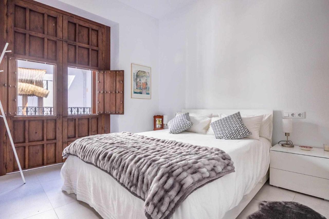 Comfy Away - Apartamento Exclusivo Mercado De Triana Con Balcon إشبيلية المظهر الخارجي الصورة